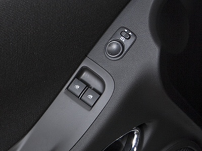 2011 Chevrolet Camaro 2LS