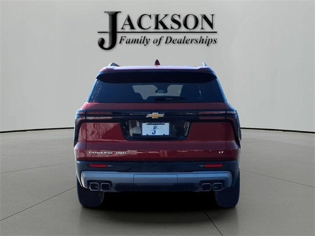 2024 Chevrolet Traverse LT