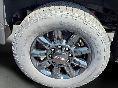 2025 GMC Sierra 2500 HD AT4