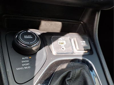 2023 Jeep Cherokee Altitude Lux 4x4