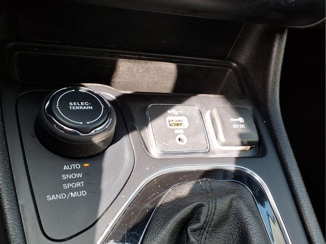 2023 Jeep Cherokee Altitude Lux 4x4