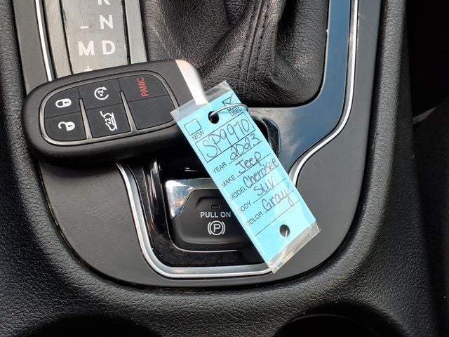 2023 Jeep Cherokee Altitude Lux 4x4