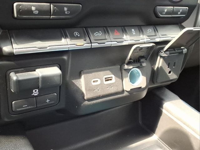 2021 Chevrolet Silverado 1500 4WD Crew Cab Short Bed RST