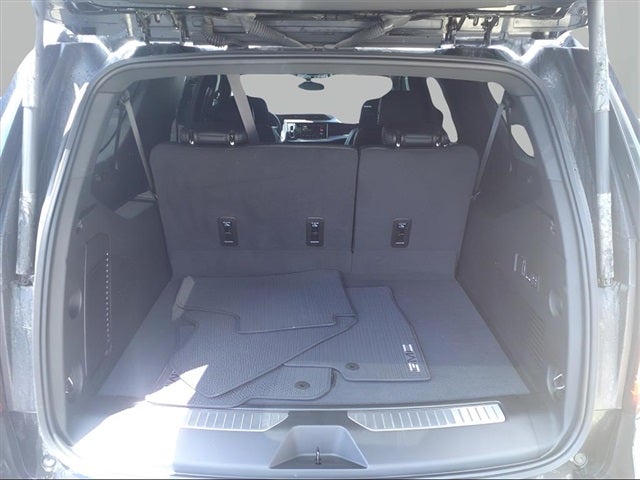 2024 GMC Yukon XL 4WD Denali