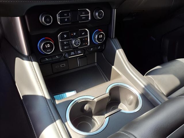 2021 Chevrolet Suburban 4WD LT