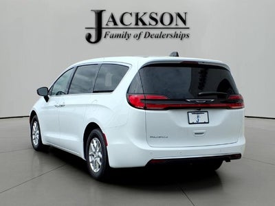2027 Chrysler Pacifica PACIFICA SELECT