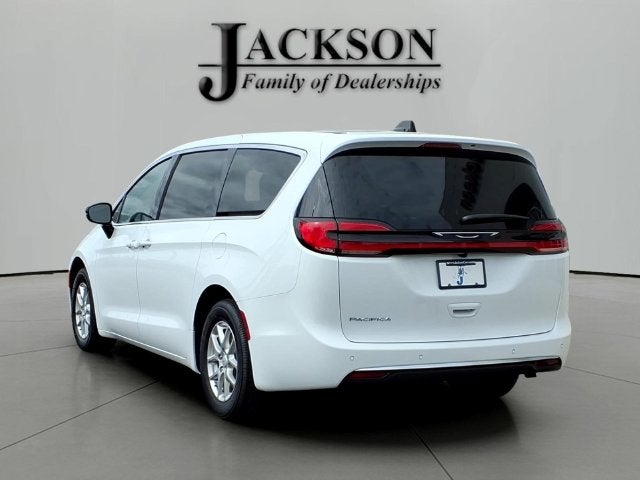2027 Chrysler Pacifica PACIFICA SELECT
