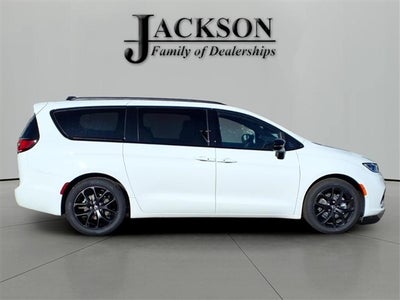 2026 Chrysler Pacifica PACIFICA SELECT