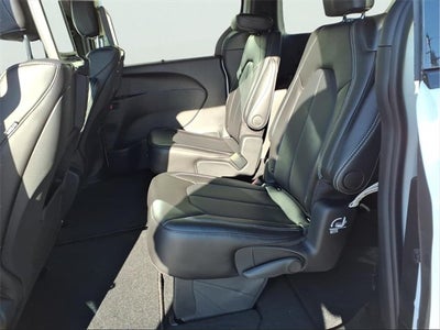 2026 Chrysler Pacifica PACIFICA SELECT
