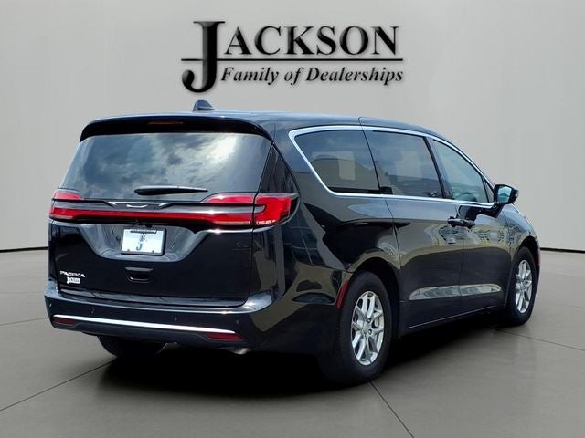 2027 Chrysler Pacifica PACIFICA SELECT