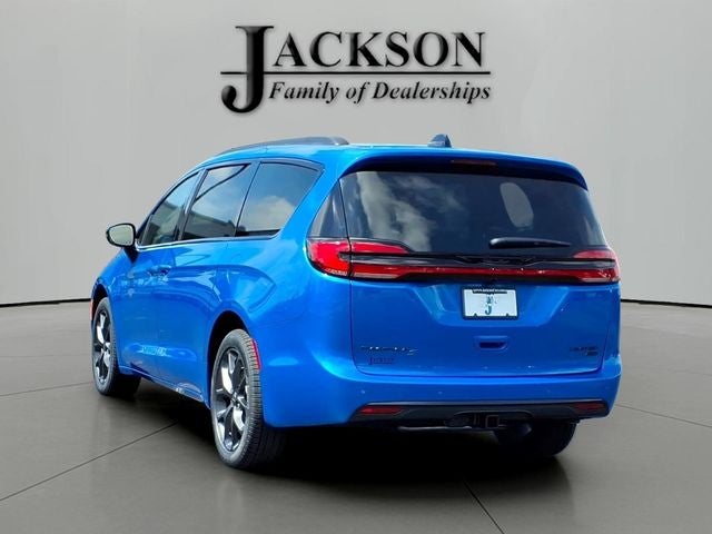 2027 Chrysler Pacifica PACIFICA LIMITED AWD