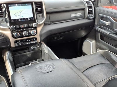 2022 RAM 2500 Laramie Crew Cab 4x4 6'4' Box