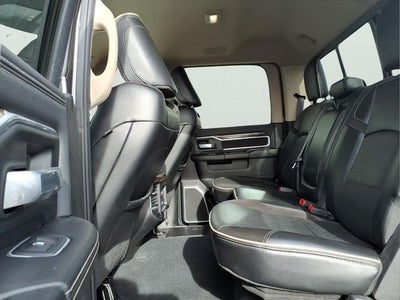 2022 RAM 2500 Laramie Crew Cab 4x4 6'4' Box