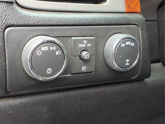 2013 Chevrolet Avalanche LTZ