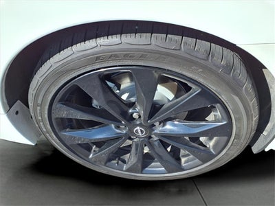 2023 Nissan Maxima SR