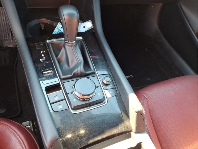 2023 Mazda Mazda3 2.5 S Carbon Edition