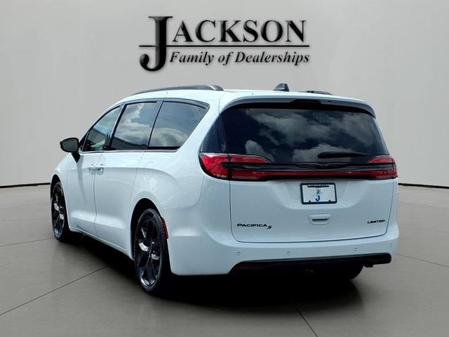 2025 Chrysler Pacifica Limited